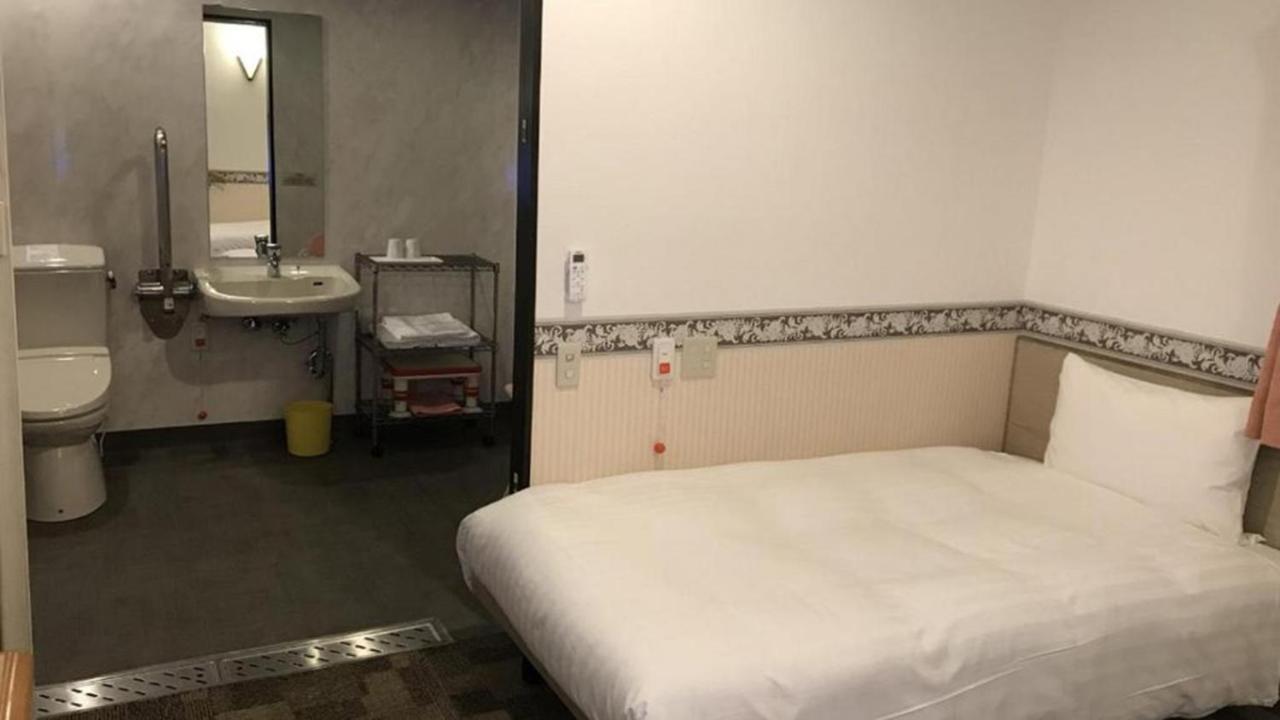 Toyoko Inn Sendai Higashi-Guchi No 2 Esterno foto