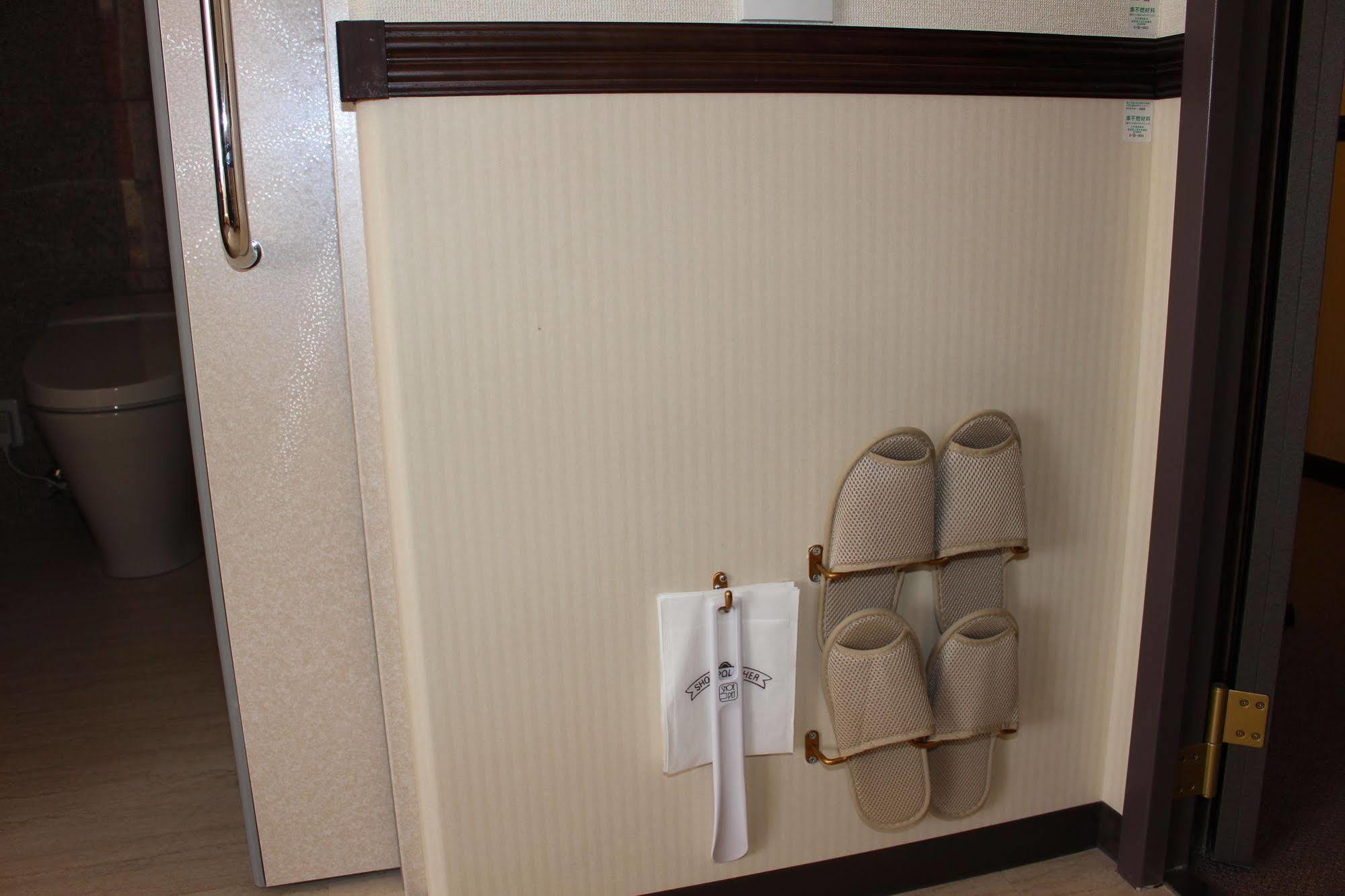Toyoko Inn Sendai Higashi-Guchi No 2 Esterno foto