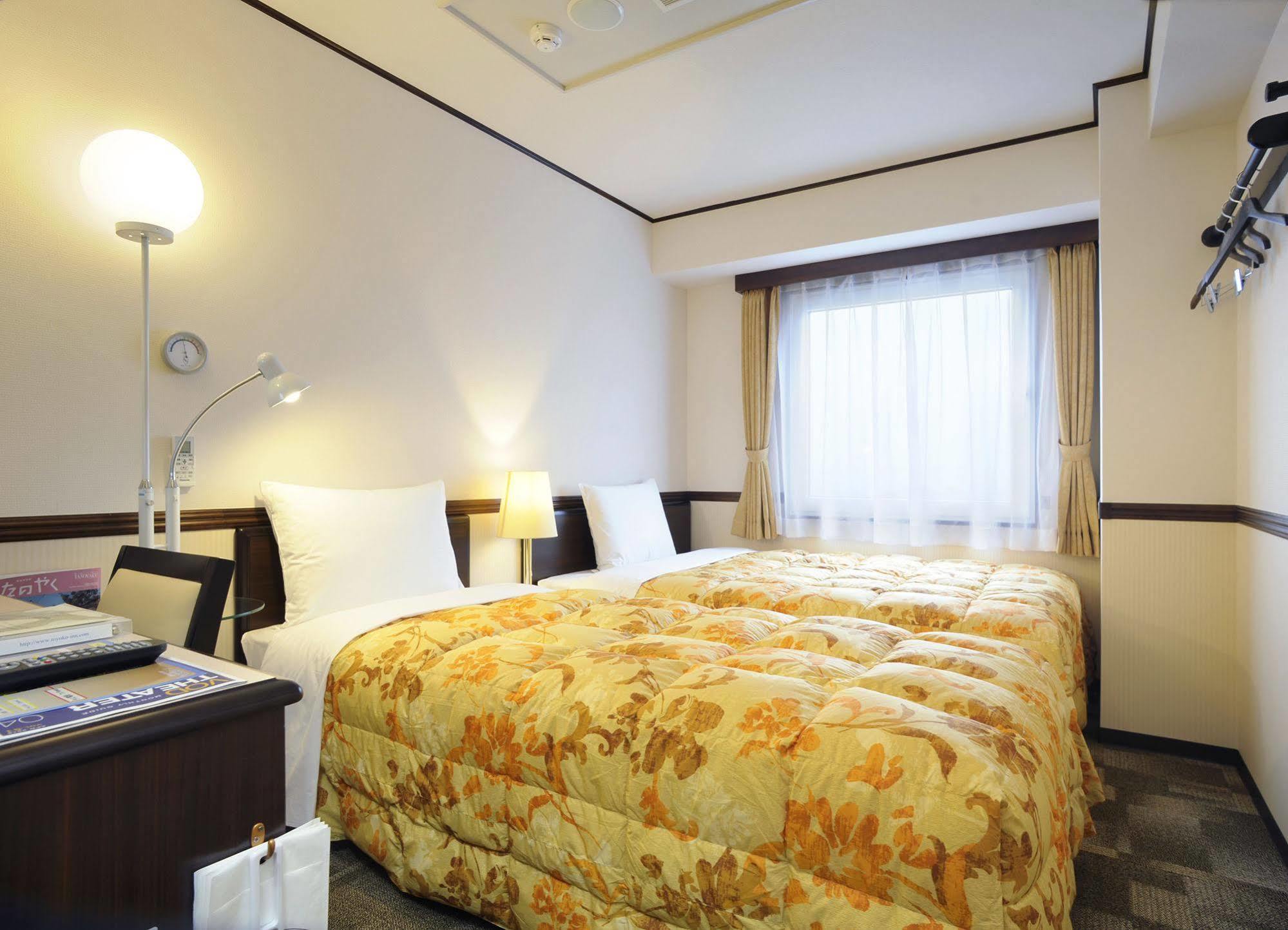 Toyoko Inn Sendai Higashi-Guchi No 2 Esterno foto